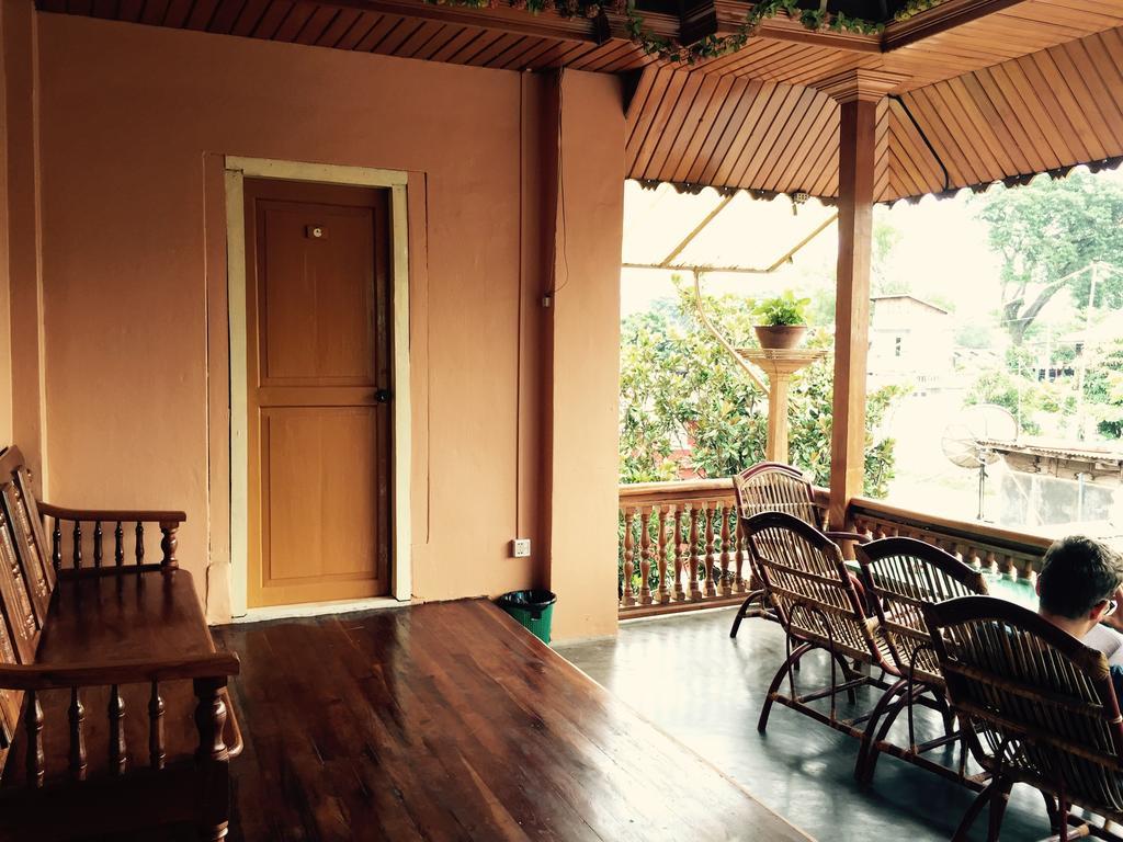 Mr. Charles Guest House هيسباو المظهر الخارجي الصورة