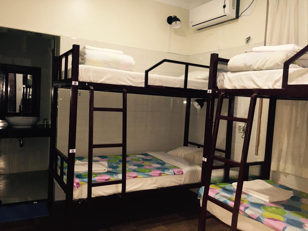 Mr. Charles Guest House هيسباو المظهر الخارجي الصورة