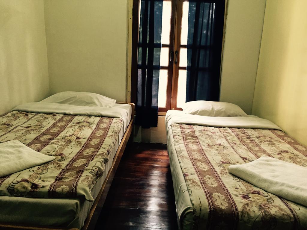 Mr. Charles Guest House هيسباو المظهر الخارجي الصورة