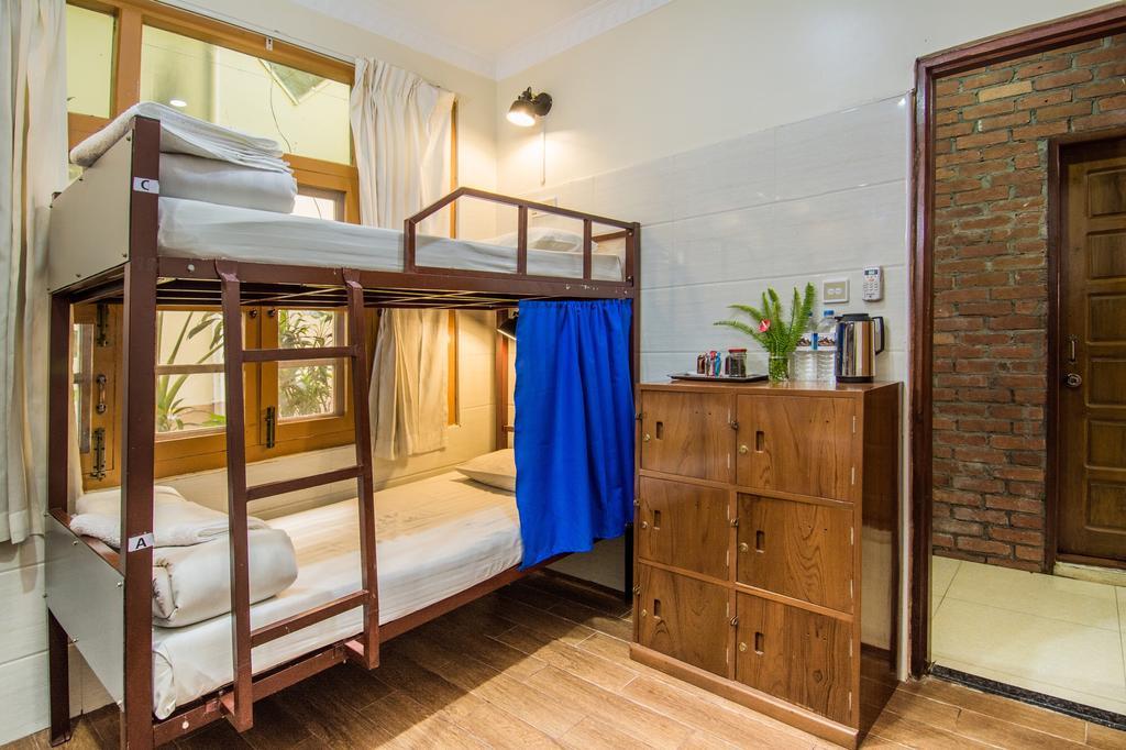 Mr. Charles Guest House هيسباو المظهر الخارجي الصورة